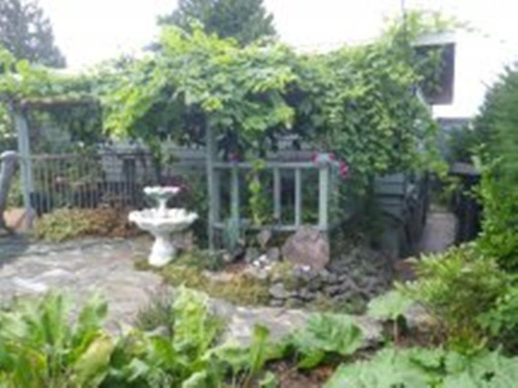 Beach Estates Inn Bed And Breakfast Nanaimo Exterior photo