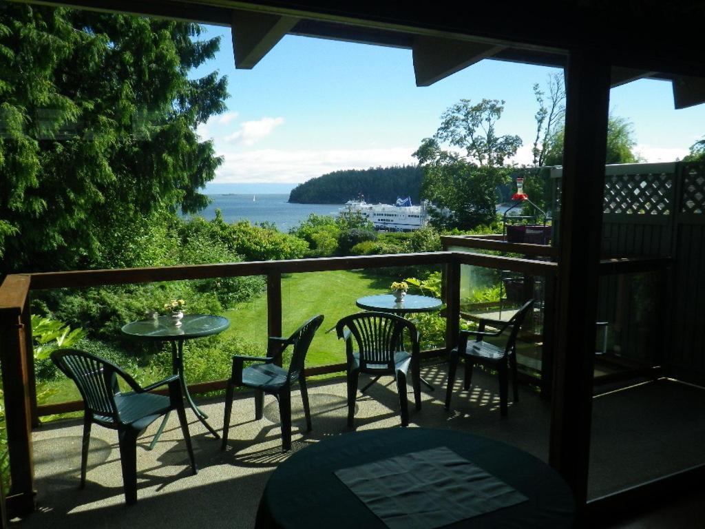 Beach Estates Inn Bed And Breakfast Nanaimo Exterior photo